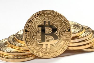 Datei:Legacy/127638a17e87fc76-400px-Bitcoin cash.jpg
