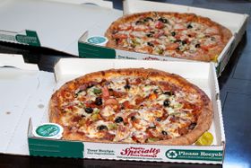 Datei:Legacy/3510049955f62bf4-280px-Laszlospizza.jpg