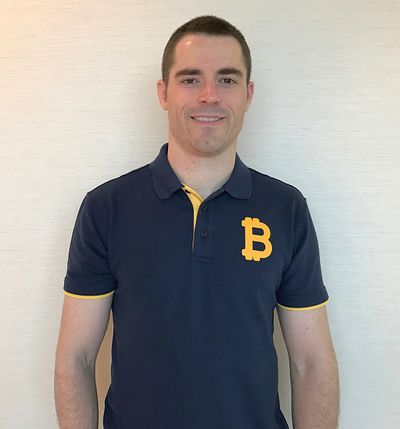 Datei:Legacy/9f7b57d02d1aa6b1-400px-Roger Ver.jpg