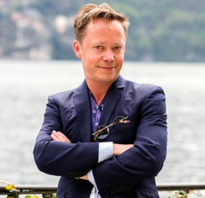 Datei:Legacy/d399e5caa4d0f536-300px-Brockpierce.png