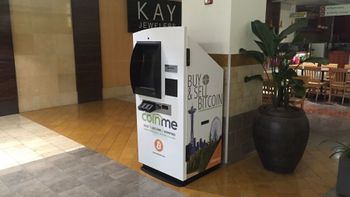 Datei:Legacy/981a504bd95c64dc-350px-Coinme atm.jpg
