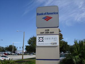 Datei:Legacy/beb1ad4d5ee7cc68-300px-G26SR 28e-gold Operator29 office2C 1998-2014-1.jpg