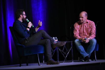 Datei:Legacy/e6ac25cb30677c27-400px-Conference-blockshow.jpg