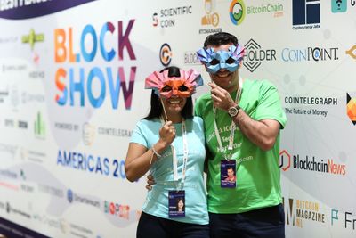 Datei:Legacy/13cf0fe0d50e971d-400px-Americas-2018-blockshow.jpg