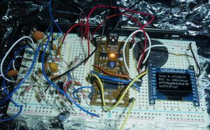 Datei:Legacy/485ff6a6722f975c-300px-Someone42-wallet-prototype.jpg